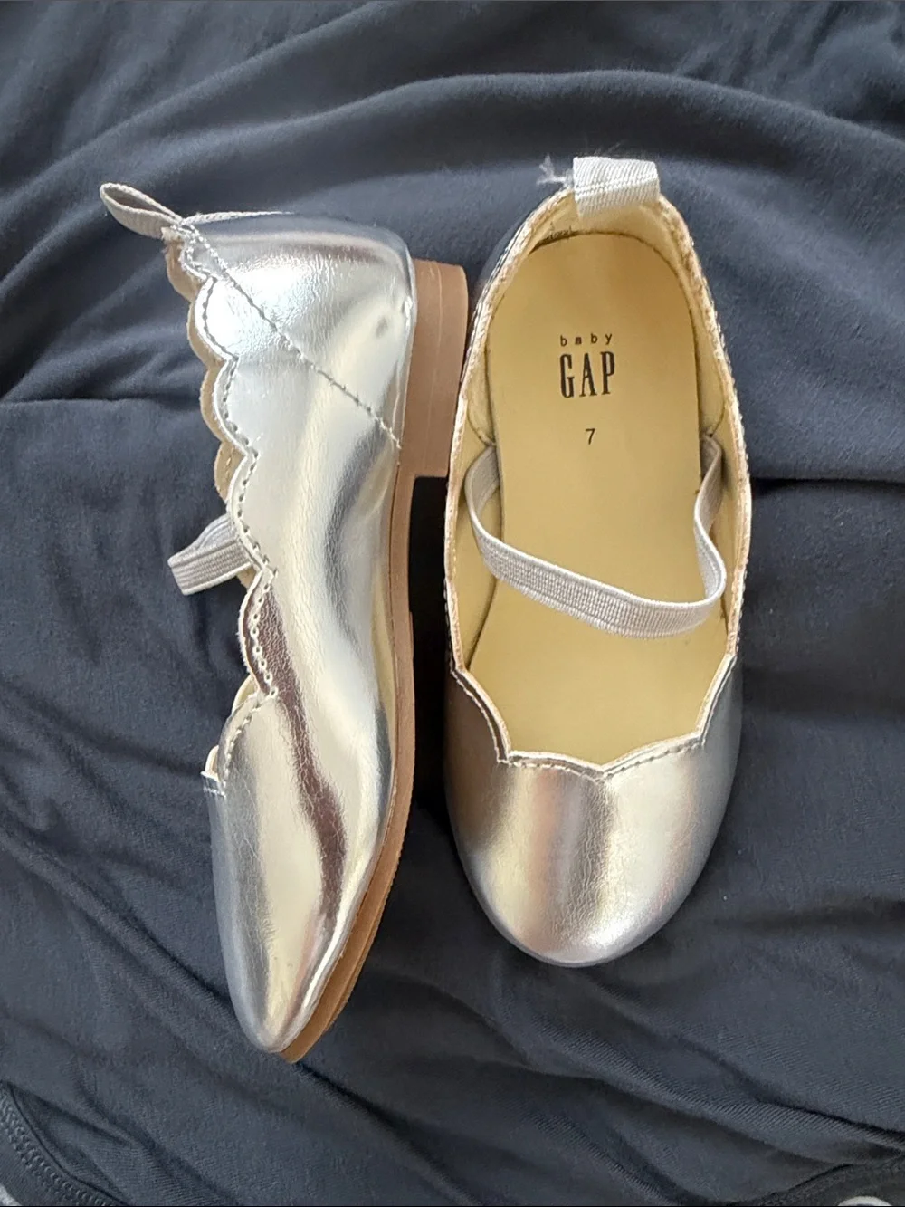 GAP Metallic Silver Mary Jane Flats for toddler size 7
